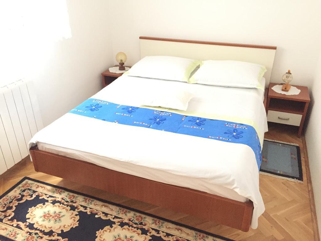Apartments Silvi Подстрана Екстер'єр фото