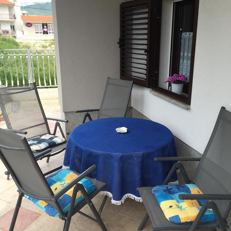 Apartments Silvi Подстрана Екстер'єр фото