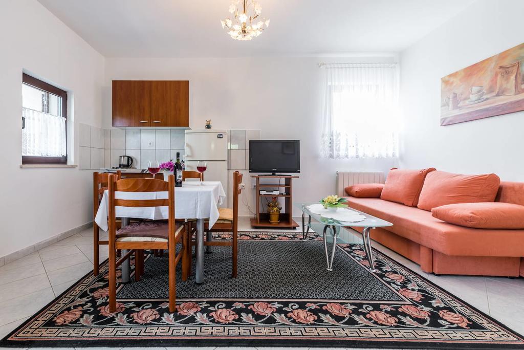 Apartments Silvi Подстрана Екстер'єр фото